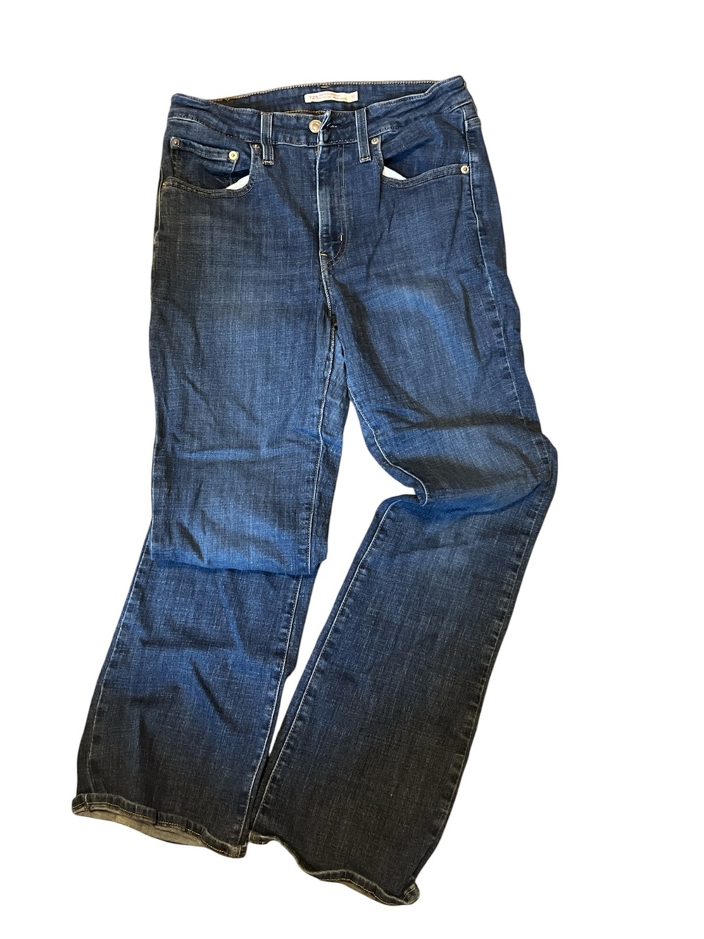 Leviβs 725 high rise bootcut ladies jeans size 30 waist 31 inseam